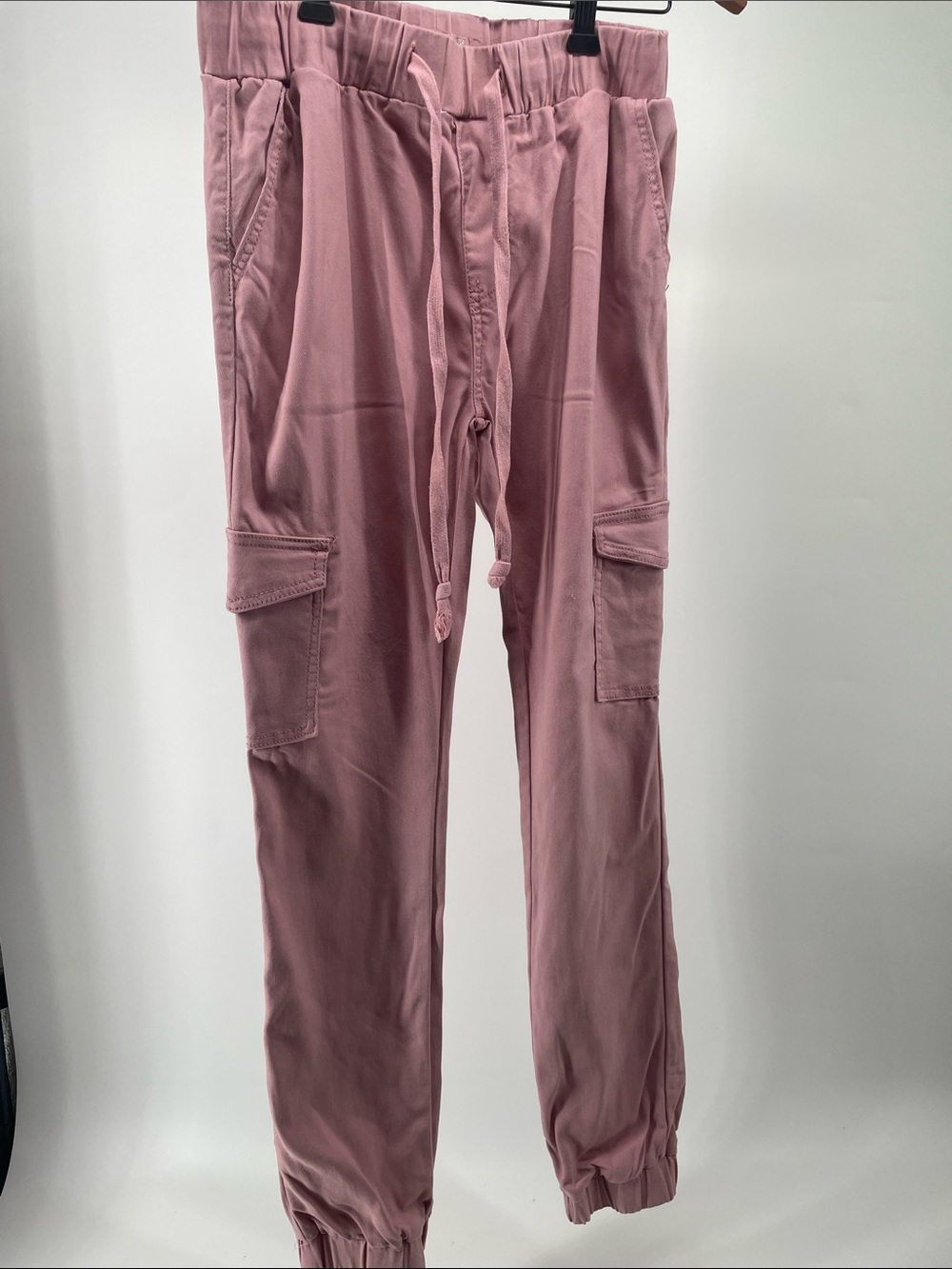 Women’s Cargo Jogger Pants in Dusty Rose